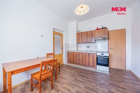 Prodej rodinného domu, 200 m² 8