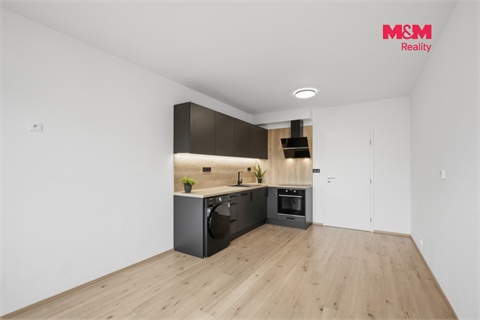 Pronájem bytu 1kk, 27 m² - 0