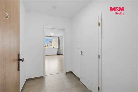 Pronájem bytu 1kk, 27 m² - 4