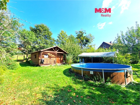 Prodej stavebního pozemku, 1 242 m² 0