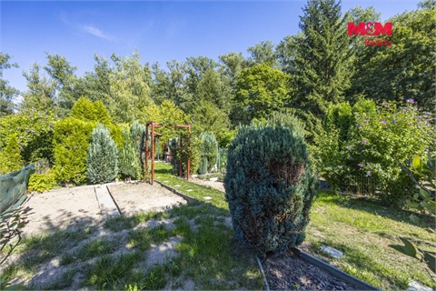 Prodej zahrady, 185 m² 12