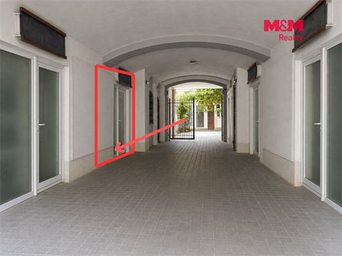 Pronájem obchodních prostor, 14 m² - 2