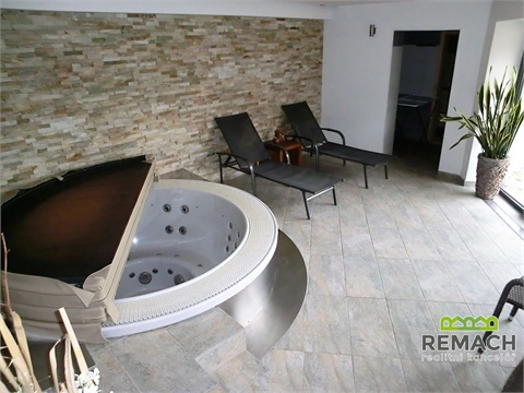 Pronájem ubytování, 830 m² - 0