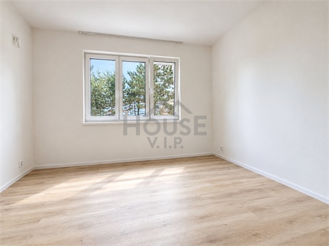 Prodej bytu 3+1, 66 m² - 2