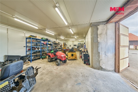Prodej výrobního objektu, 453 m² 6