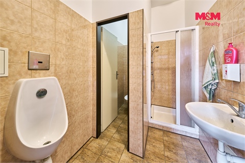 Prodej výrobního objektu, 453 m² 20