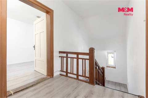 Prodej rodinného domu, 300 m² 10