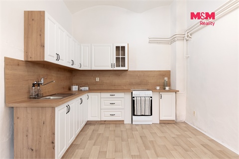 Prodej rodinného domu, 300 m² - 6