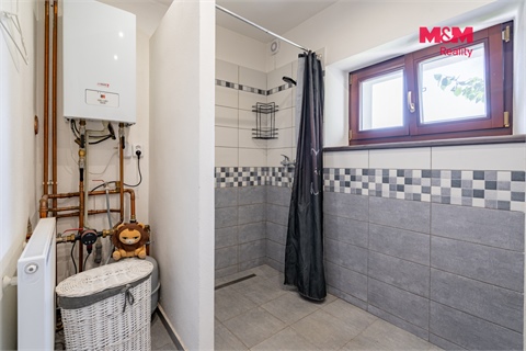 Prodej rodinného domu, 185 m² - 10