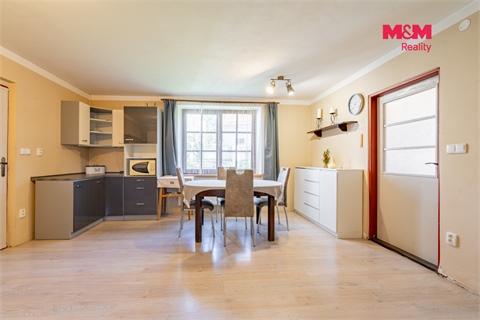 Prodej rodinného domu, 185 m² - 2