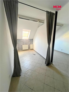 Pronájem obchodních prostor, 24 m² 4