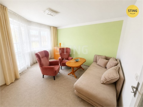 Pronájem bytu 1kk, 38 m² - 0