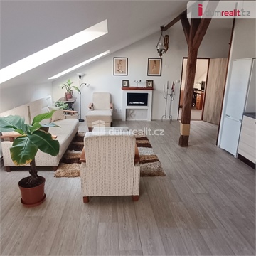 Pronájem bytu 2kk, 93 m² - 2