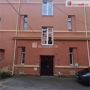 Pronájem bytu 2kk, 93 m² 10