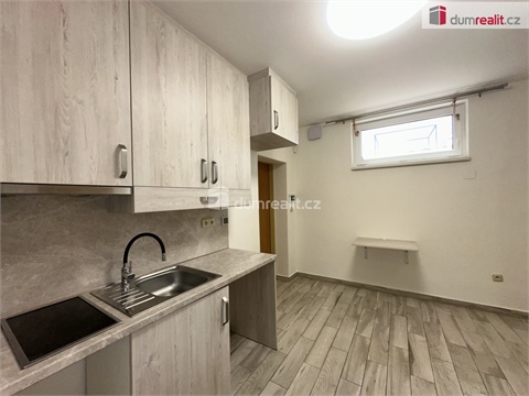 Pronájem bytu 1+1, 30 m² - 2