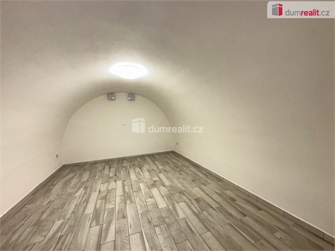 Pronájem bytu 1+1, 30 m² - 4