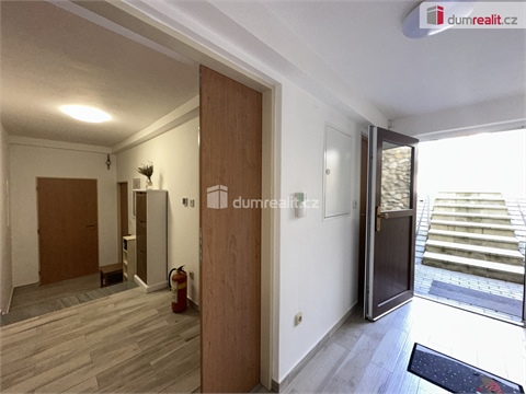 Pronájem bytu 1+1, 30 m² - 8