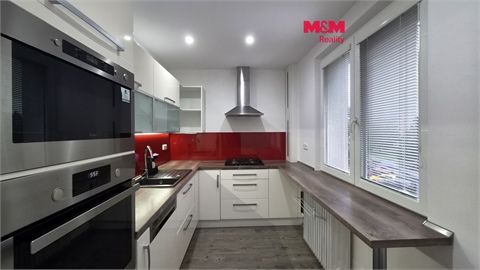Pronájem bytu 3+1, 75 m² 0