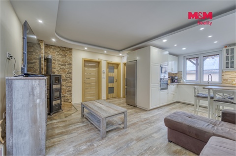 Prodej rodinného domu, 181 m² - 4