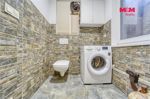 Prodej rodinného domu, 181 m² 10