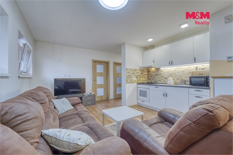 Prodej rodinného domu, 181 m² - 14