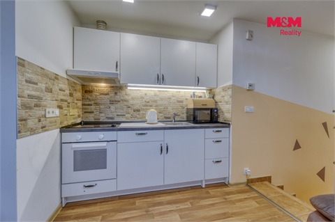 Prodej rodinného domu, 181 m² 14