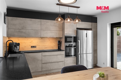 Prodej rodinného domu, 190 m² - 12