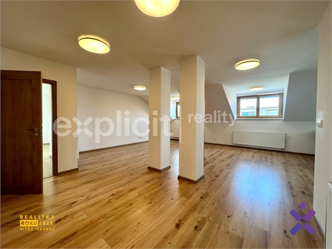 Pronájem bytu 4kk, 152 m² 2