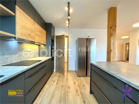 Pronájem bytu 4kk, 152 m² 0