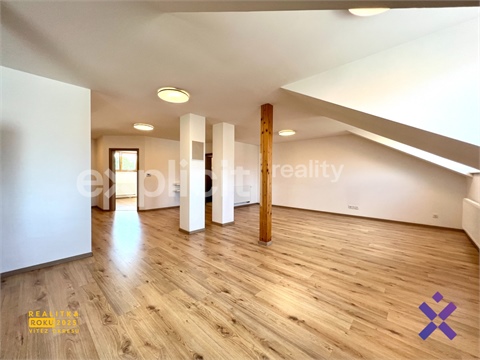 Pronájem bytu 4kk, 152 m² 4