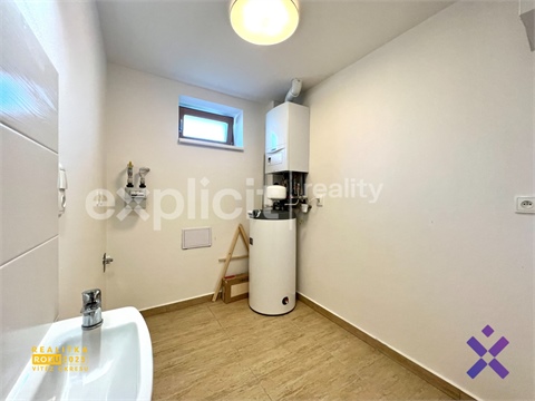 Pronájem bytu 4kk, 152 m² 20
