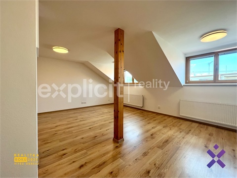 Pronájem bytu 4kk, 152 m² - 2