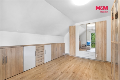 Prodej rodinného domu, 124 m² - 8