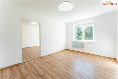 Prodej bytu 2+1, 56 m² 8