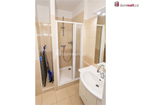 Pronájem bytu 1+1, 31 m² - 12