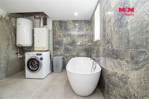 Prodej rodinného domu, 152 m² - 14
