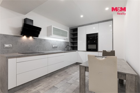Prodej atypického bytu, 55 m² 20