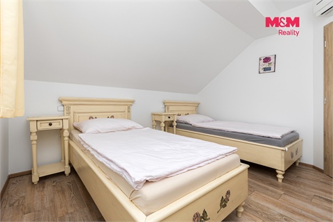 Prodej rodinného domu, 122 m² - 20