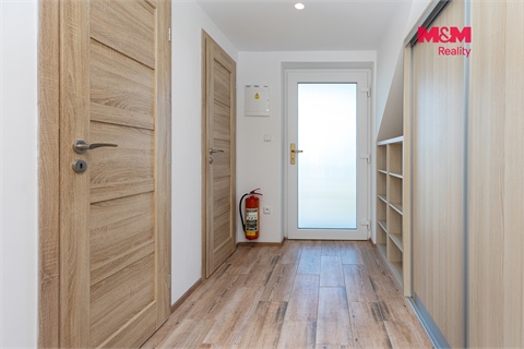 Prodej rodinného domu, 122 m² - 24