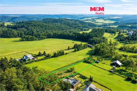 Prodej stavebního pozemku, 1 820 m² 0