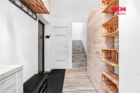 Pronájem bytu 4kk, 150 m² 12
