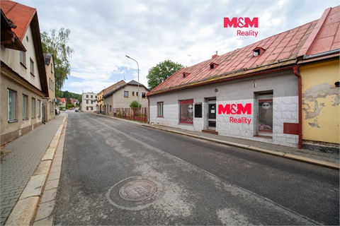 Prodej rodinného domu, 214 m² 0