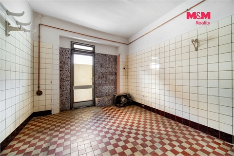 Prodej rodinného domu, 214 m² - 2