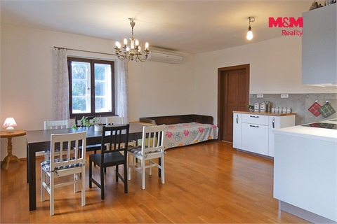 Prodej rodinného domu, 254 m² 10