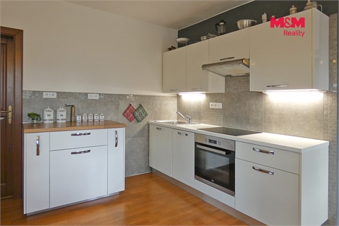 Prodej rodinného domu, 254 m² - 0