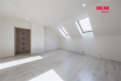 Prodej rodinného domu, 183 m² - 4