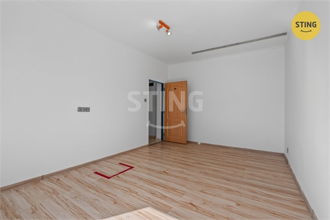 Prodej bytu 2+1, 52 m² 8
