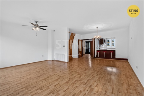 Prodej rodinného domu, 244 m² 8