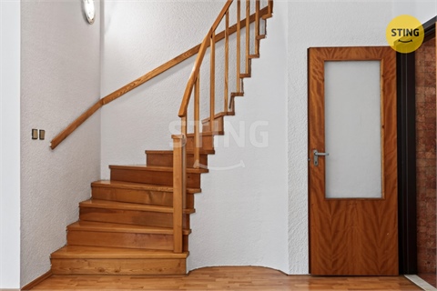 Prodej rodinného domu, 244 m² - 14