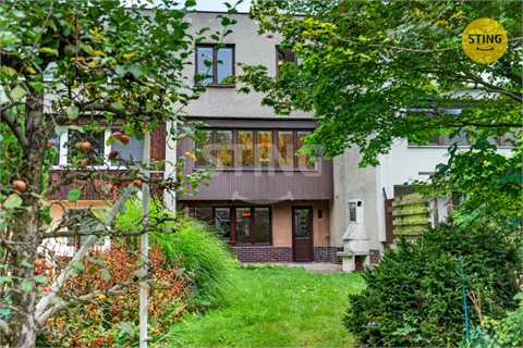 Prodej rodinného domu, 244 m² 0